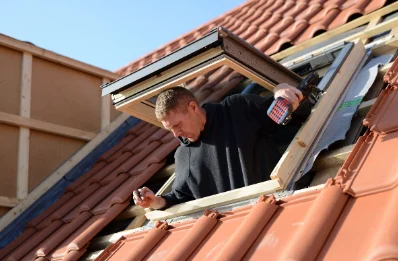 Pose de fenêtres de toit Velux à Hacqueville